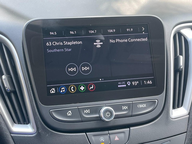 Chevrolet Malibu Vehicle Full-screen Gallery Image 28