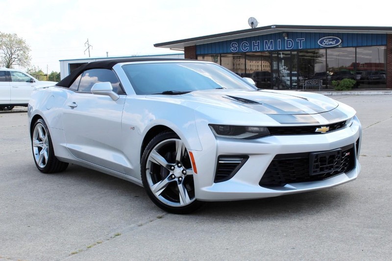 Chevrolet Camaro Vehicle Full-screen Gallery Image 09