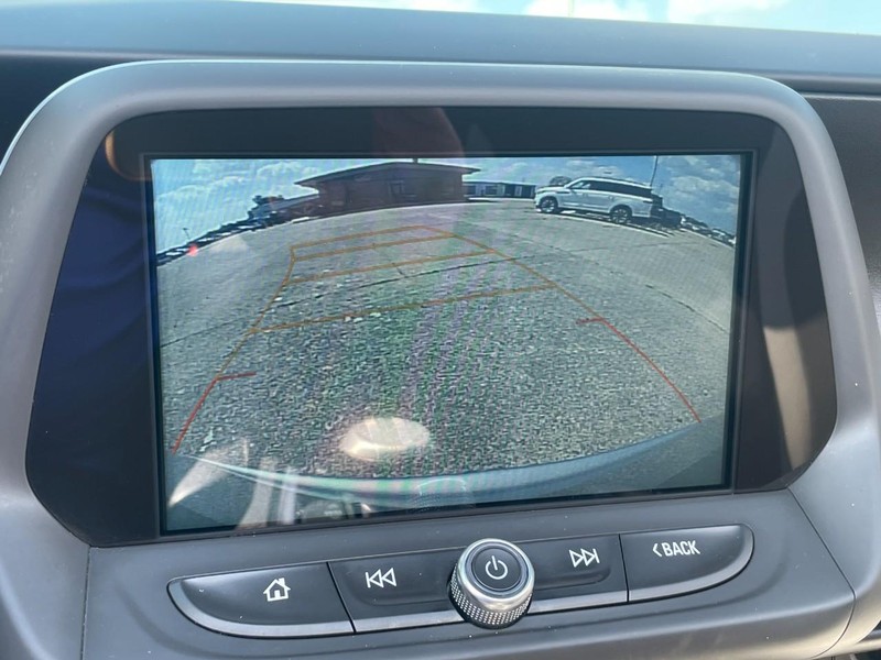 Chevrolet Camaro Vehicle Full-screen Gallery Image 36