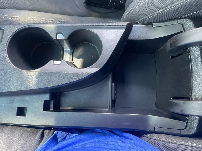 Chevrolet Camaro Vehicle Full-screen Gallery Image 47