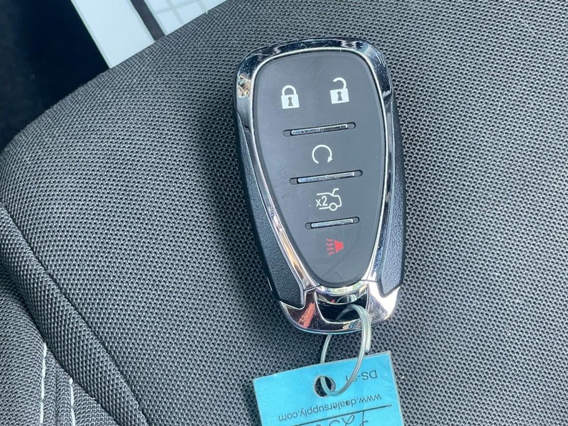 Chevrolet Camaro Vehicle Full-screen Gallery Image 48