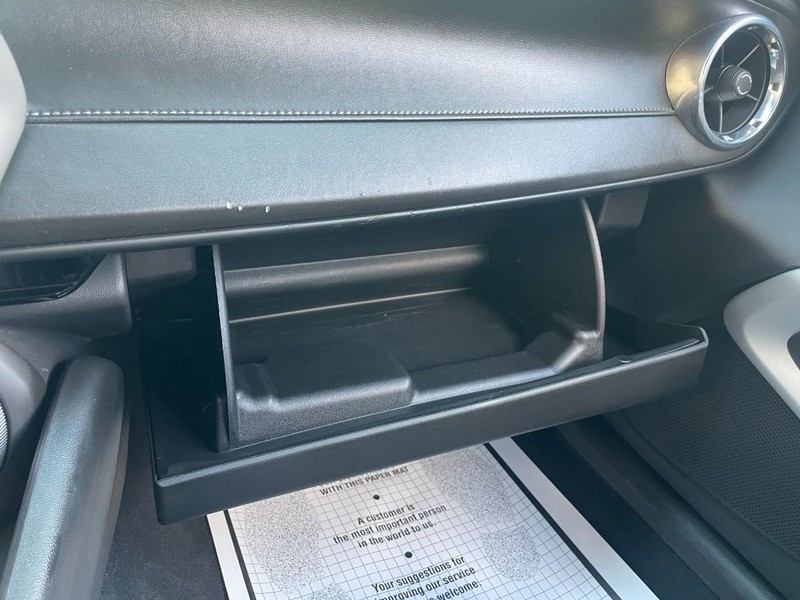 Chevrolet Camaro Vehicle Full-screen Gallery Image 49