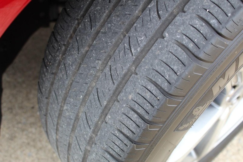 Ford Edge Vehicle Full-screen Gallery Image 09