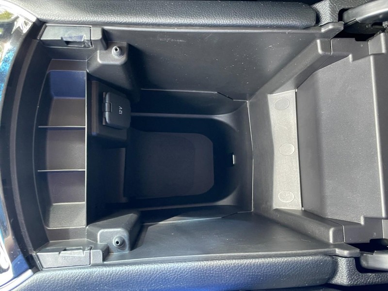 Ford Edge Vehicle Full-screen Gallery Image 48