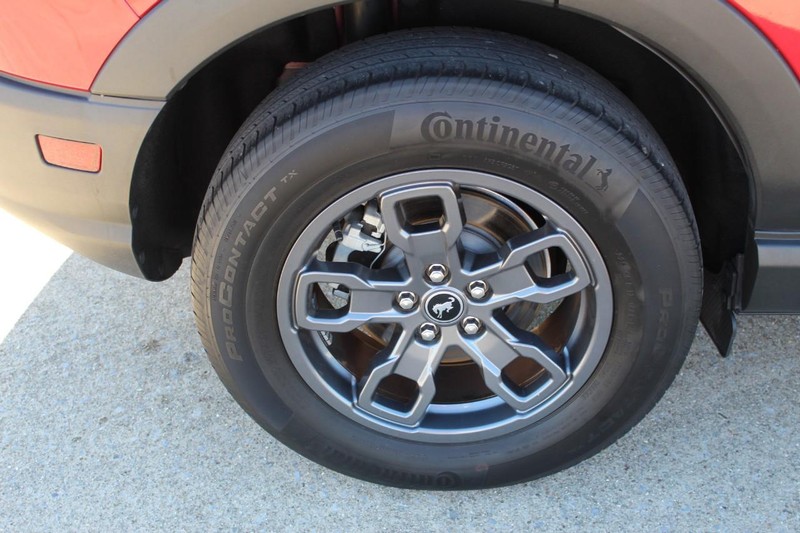 Ford Bronco Sport Vehicle Full-screen Gallery Image 10