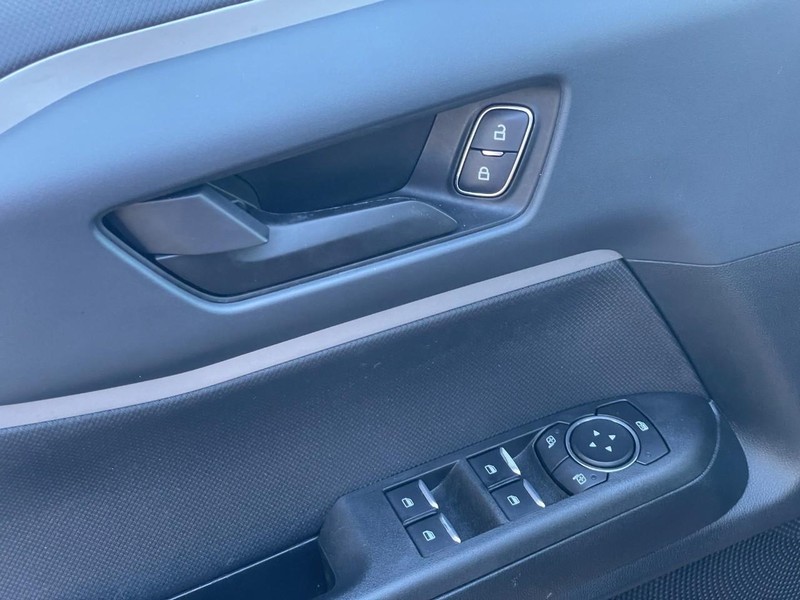 Ford Bronco Sport Vehicle Full-screen Gallery Image 27