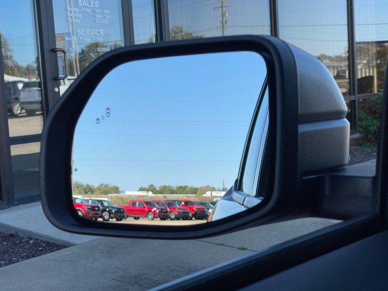 Ford Bronco Sport Vehicle Full-screen Gallery Image 36