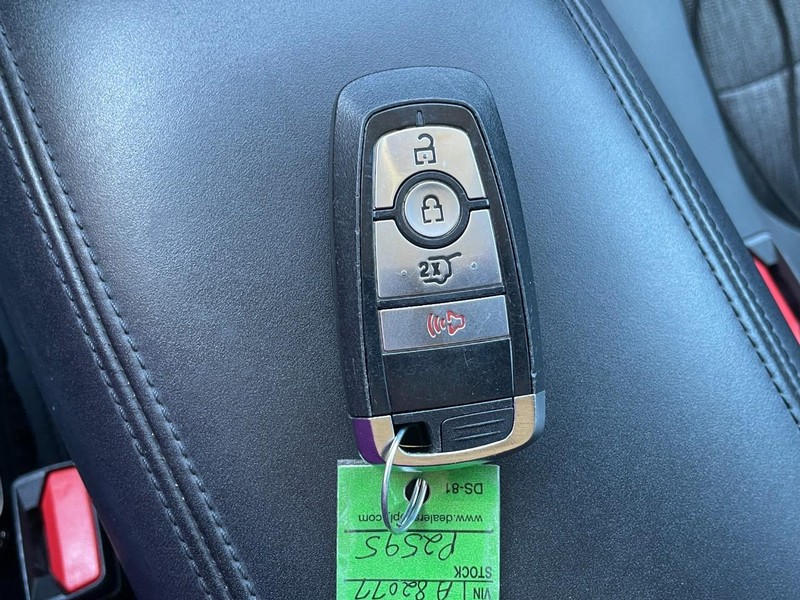 Ford Bronco Sport Vehicle Full-screen Gallery Image 48