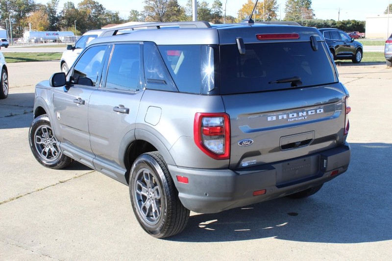 Ford Bronco Sport Vehicle Full-screen Gallery Image 05