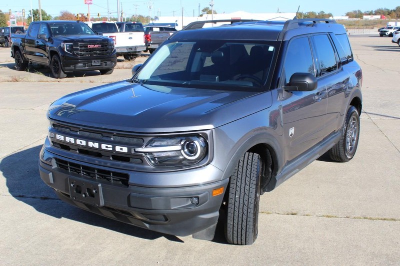 Ford Bronco Sport Vehicle Full-screen Gallery Image 07