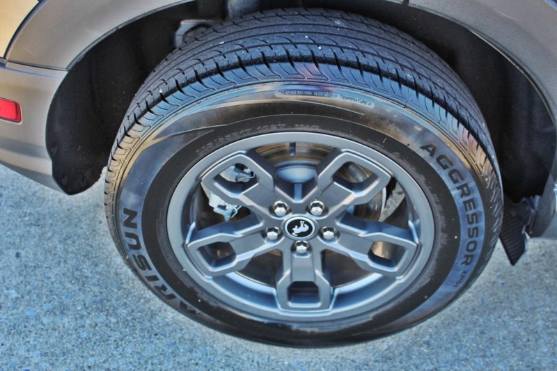 Ford Bronco Sport Vehicle Full-screen Gallery Image 10