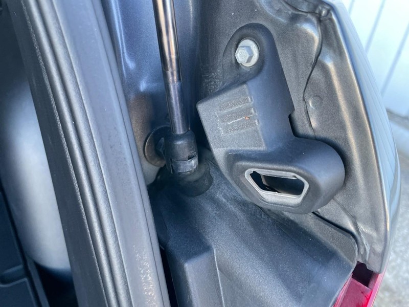 Ford Bronco Sport Vehicle Full-screen Gallery Image 14