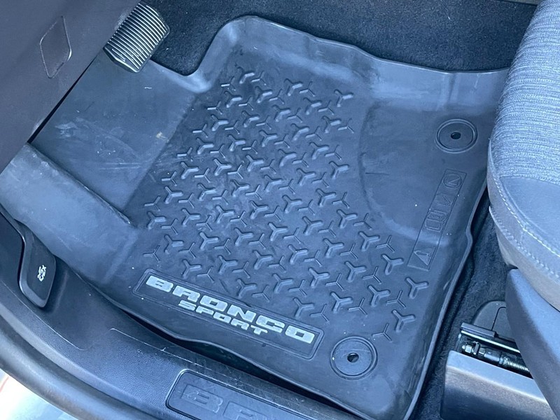 Ford Bronco Sport Vehicle Full-screen Gallery Image 23