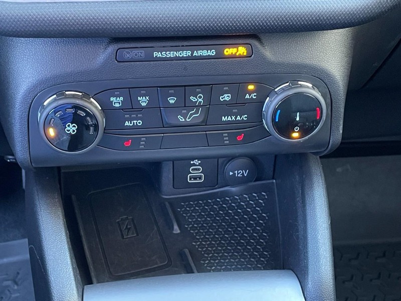 Ford Bronco Sport Vehicle Full-screen Gallery Image 43