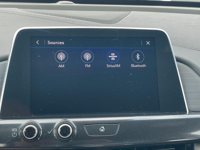 Cadillac CT4 Vehicle Full-screen Gallery Image 31