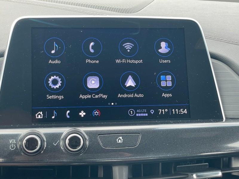 Cadillac CT4 Vehicle Full-screen Gallery Image 33