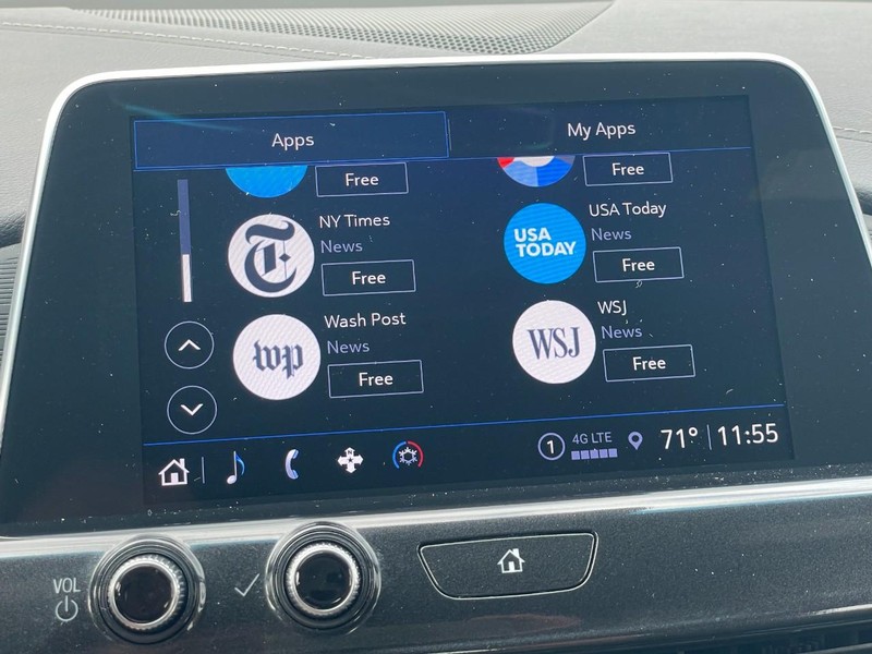 Cadillac CT4 Vehicle Full-screen Gallery Image 37