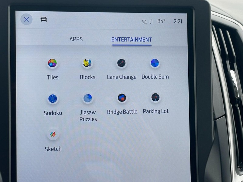 Ford Edge Vehicle Full-screen Gallery Image 34