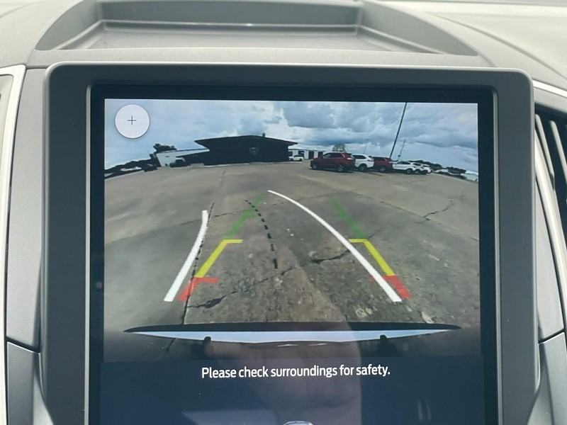 Ford Edge Vehicle Full-screen Gallery Image 38