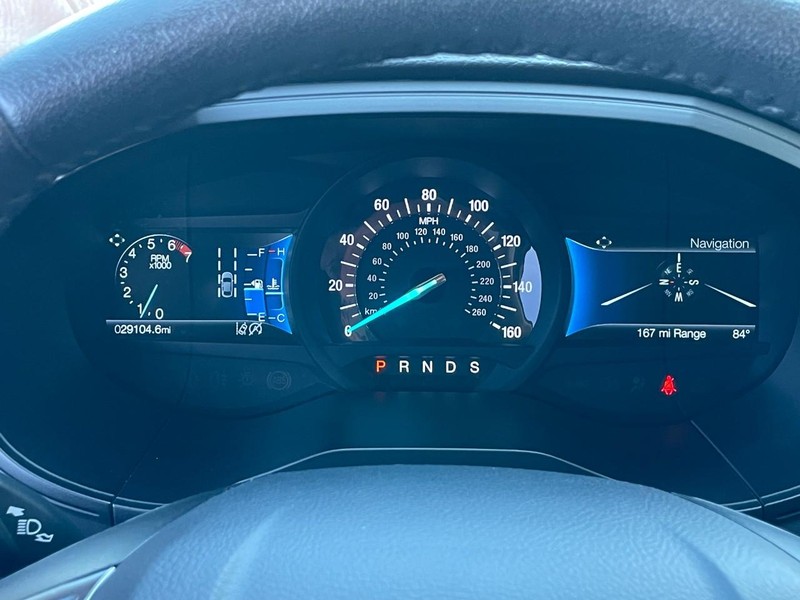 Ford Edge Vehicle Full-screen Gallery Image 29