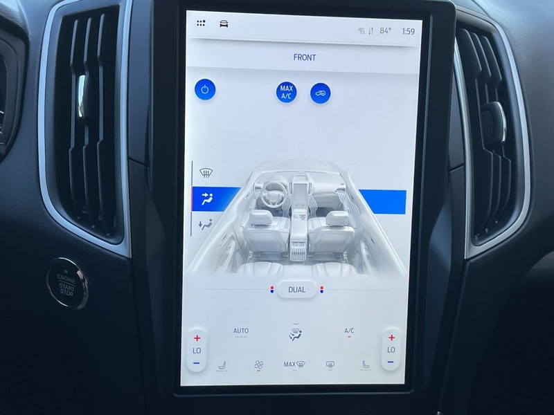 Ford Edge Vehicle Full-screen Gallery Image 37