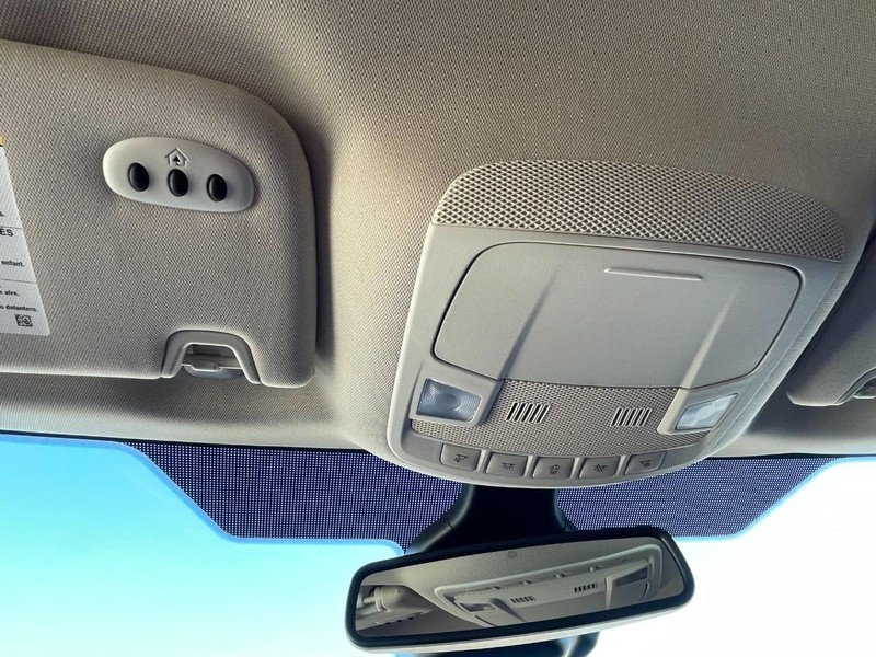 Ford Edge Vehicle Full-screen Gallery Image 45