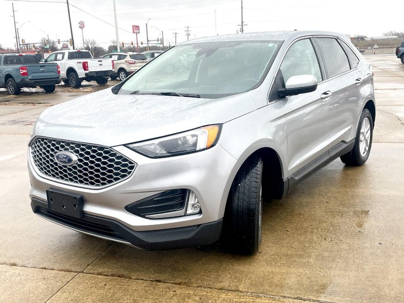 Ford Edge Vehicle Full-screen Gallery Image 07