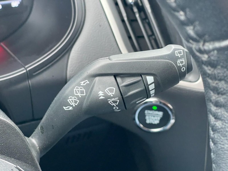 Ford Edge Vehicle Full-screen Gallery Image 29