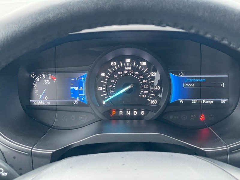 Ford Edge Vehicle Full-screen Gallery Image 31