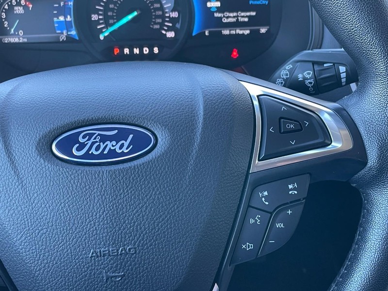 Ford Edge Vehicle Full-screen Gallery Image 27