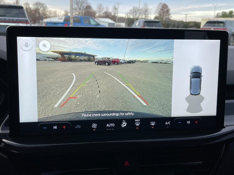 Ford Escape Vehicle Full-screen Gallery Image 46