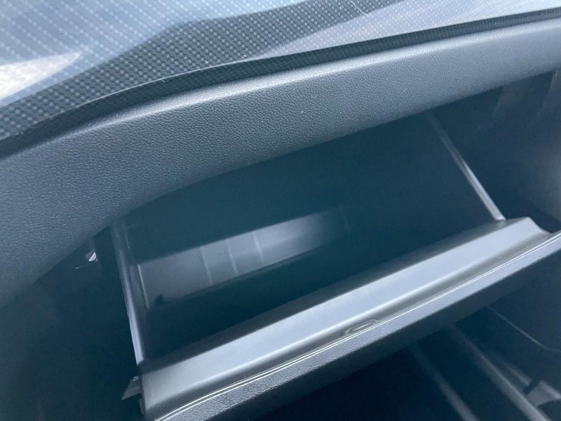 Ford Escape Vehicle Full-screen Gallery Image 53