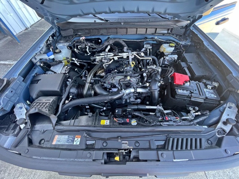 Ford Bronco Vehicle Full-screen Gallery Image 11