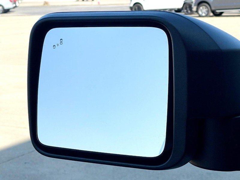 Ford Bronco Vehicle Full-screen Gallery Image 31