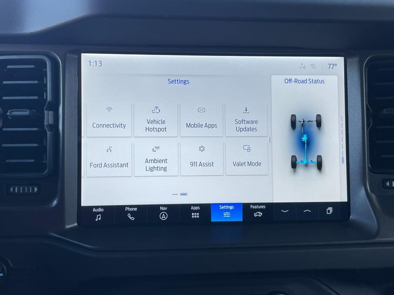 Ford Bronco Vehicle Full-screen Gallery Image 38