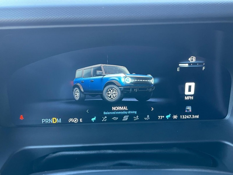 Ford Bronco Vehicle Full-screen Gallery Image 45