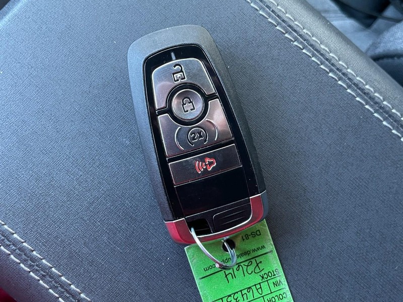 Ford Bronco Vehicle Full-screen Gallery Image 51