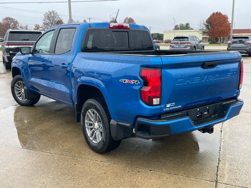 Chevrolet Colorado Vehicle Full-screen Gallery Image 07