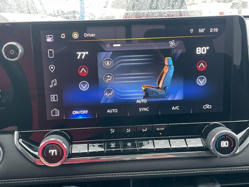 Chevrolet Colorado Vehicle Full-screen Gallery Image 36