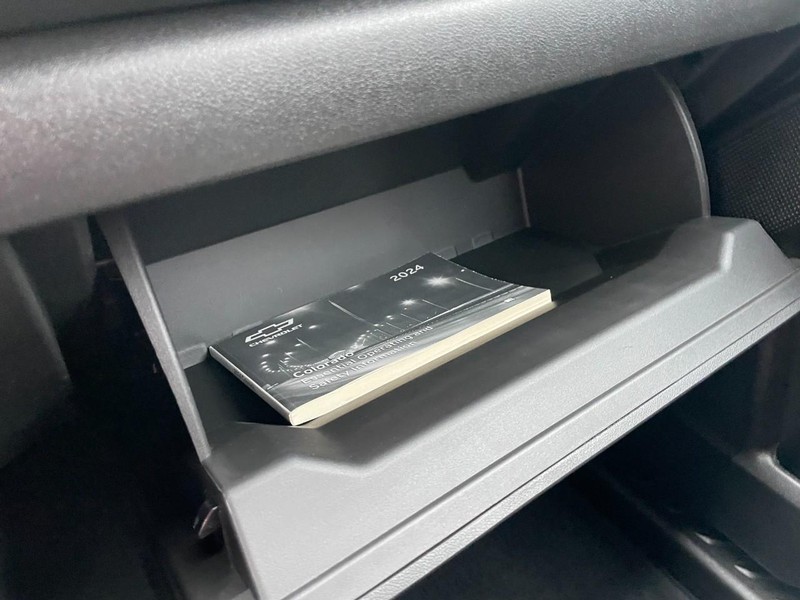 Chevrolet Colorado Vehicle Full-screen Gallery Image 44