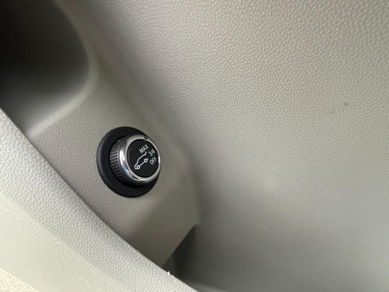 Cadillac XT4 Vehicle Full-screen Gallery Image 23