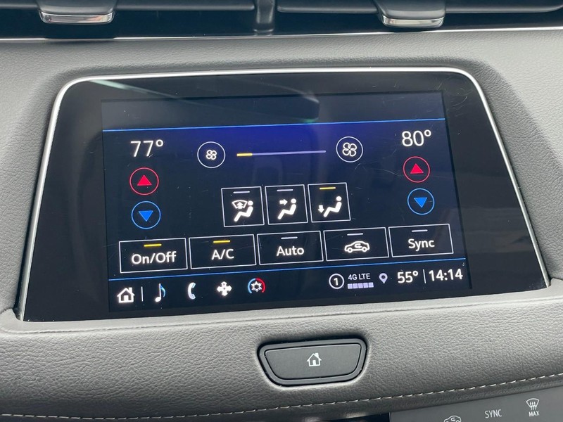 Cadillac XT4 Vehicle Full-screen Gallery Image 36