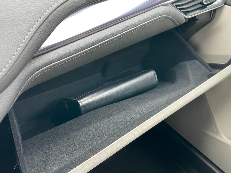 Cadillac XT4 Vehicle Full-screen Gallery Image 45