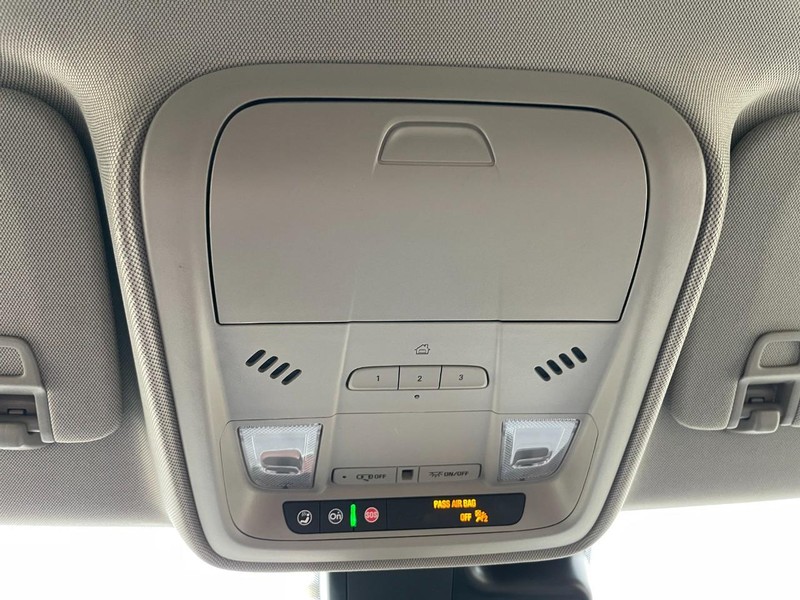 Cadillac XT4 Vehicle Full-screen Gallery Image 46