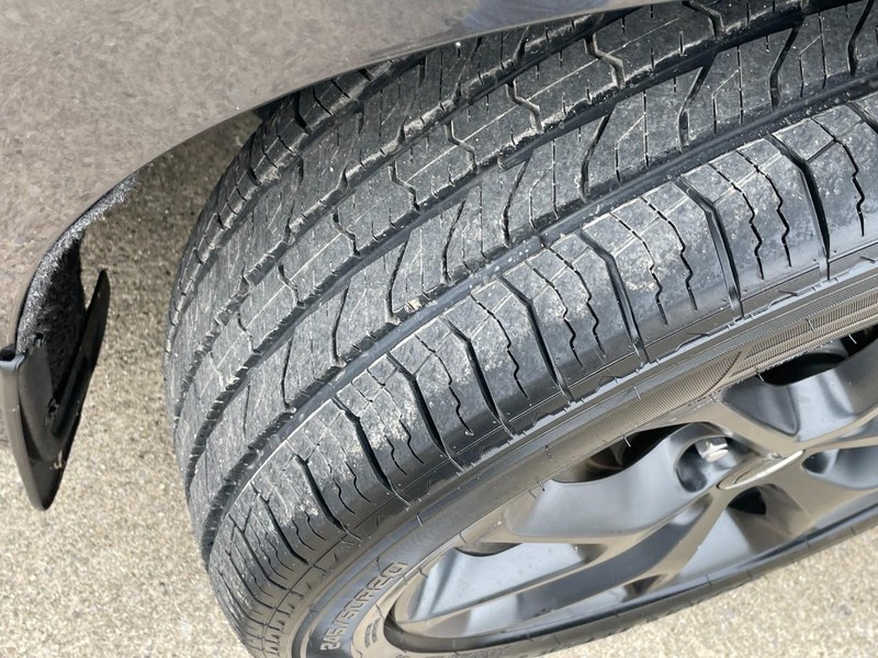 Chrysler Pacifica Vehicle Full-screen Gallery Image 09