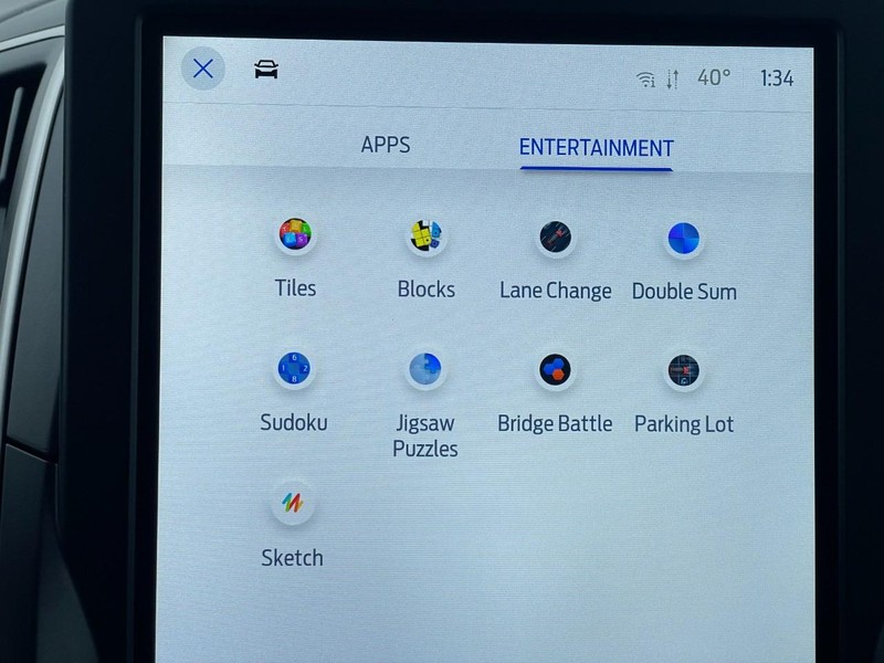 Ford Edge Vehicle Full-screen Gallery Image 36