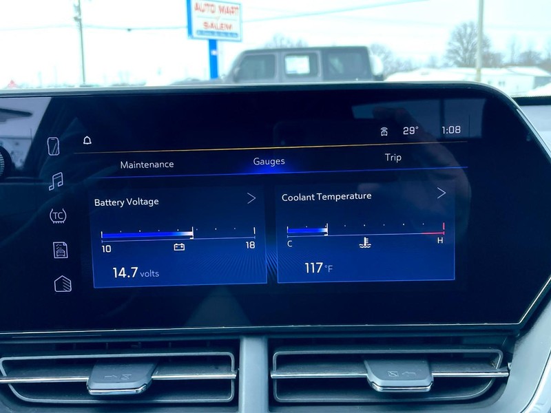 Chevrolet Trax Vehicle Full-screen Gallery Image 31