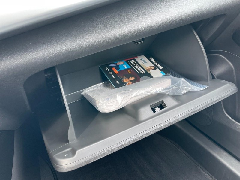 Chevrolet Trax Vehicle Full-screen Gallery Image 40