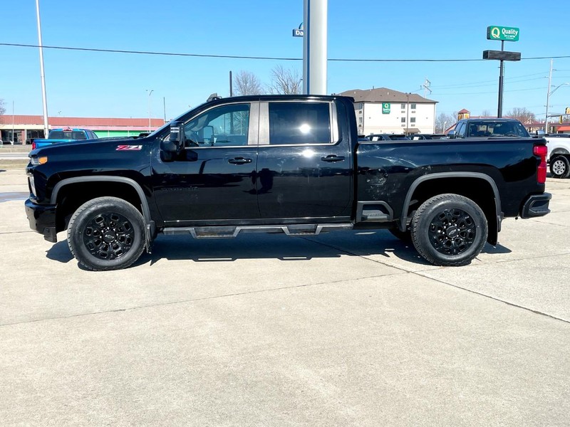 Chevrolet Silverado 2500HD Vehicle Full-screen Gallery Image 07