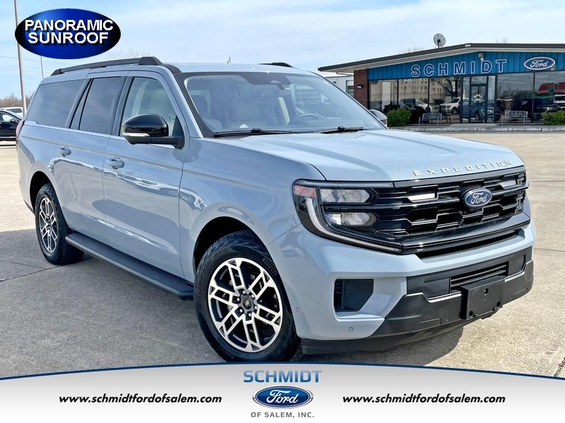Ford Expedition Max Vehicle Full-screen Gallery Image 01